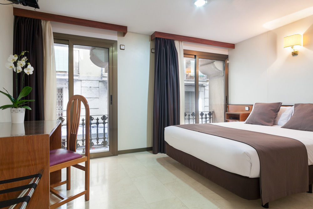Hotel El Call Barcelona Exterior photo